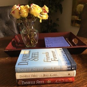 🤩SOLD 🤩🌺Danielle Steel📚